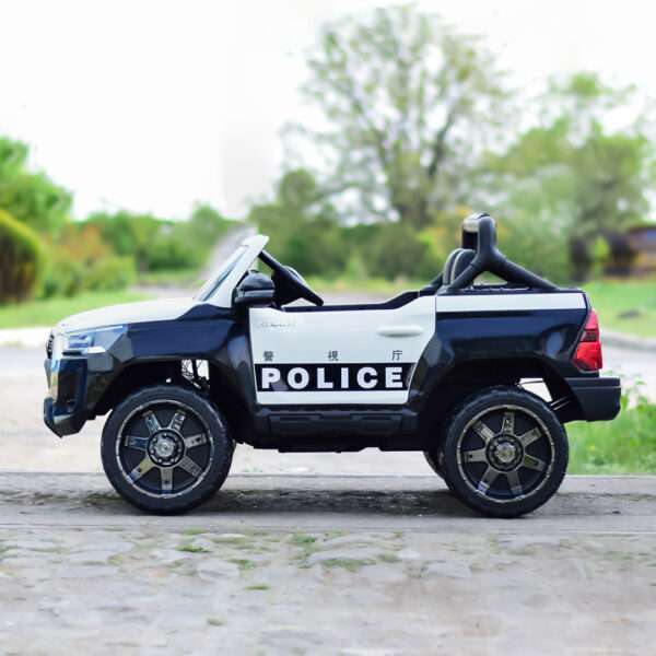 Licensed ride-on car for children Toyota Hilux, police version, 4x4, 180W, 12V-14Ah, premium. white - Image 5