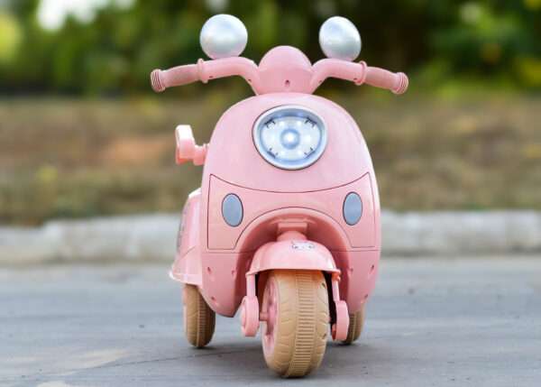 Electric ride-on tricycle for children 3-5 years, 40W - 6V, light pink - Image 3